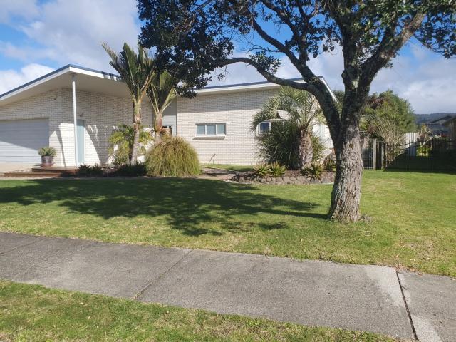 House for rent in Whitianga Waterways, Whitianga