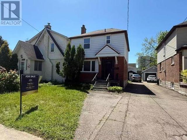 House for sale in Ancaster, Ontario