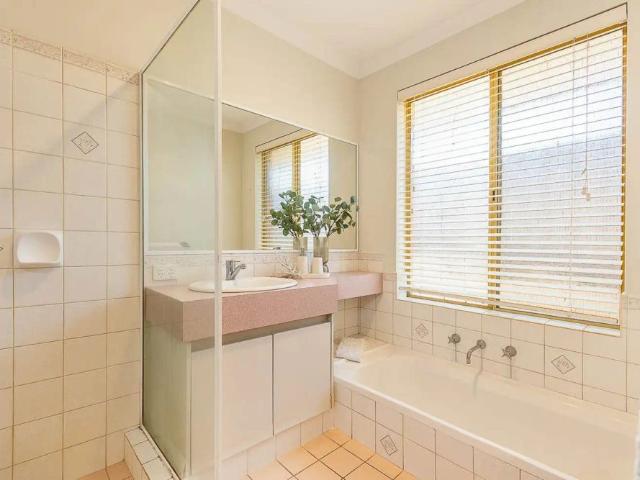 House for rent in Perth