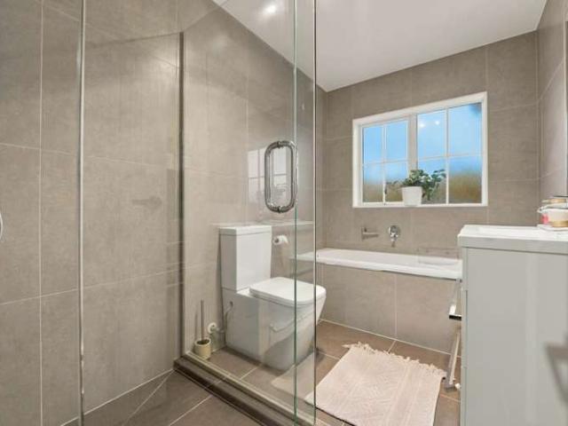 House for sale in Howick, Oroua County