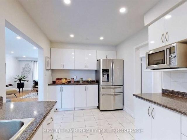 Apartment for rent in Don Valley North, Toronto