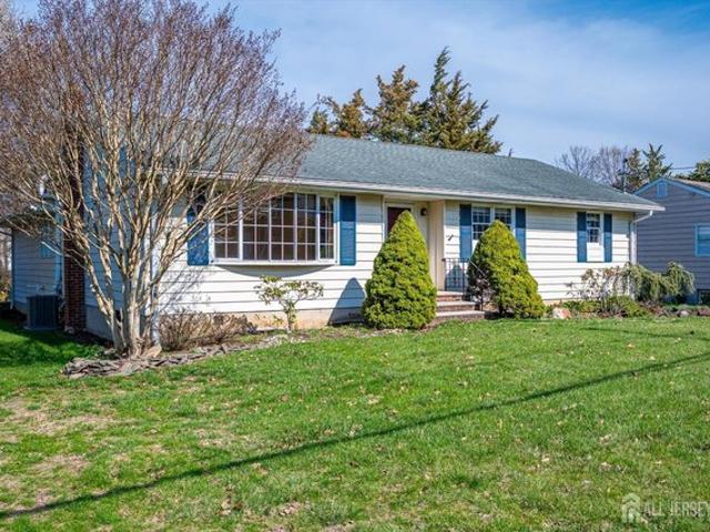 House for sale in Edison, New Jersey