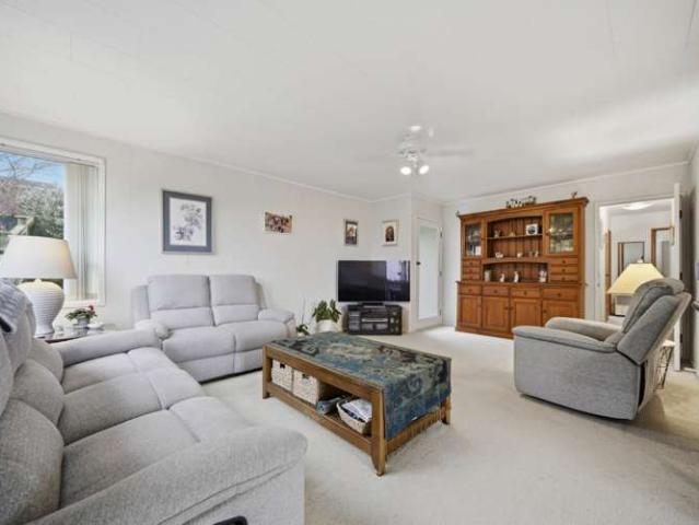 House for sale in Wairau Valley