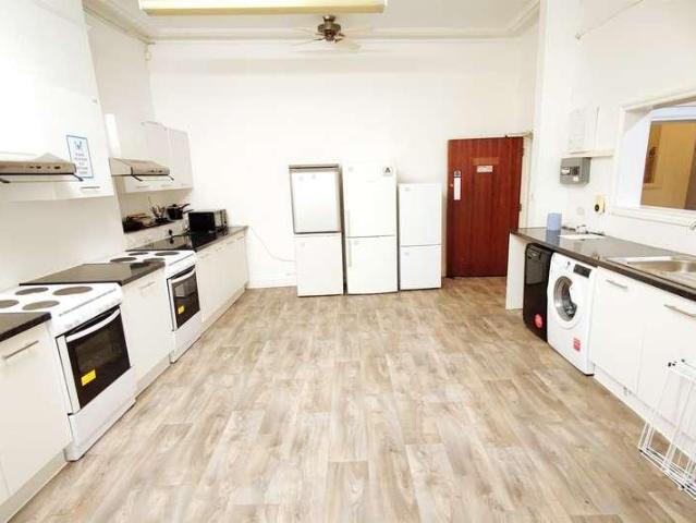 House for sale in West Cliff, Bournemouth