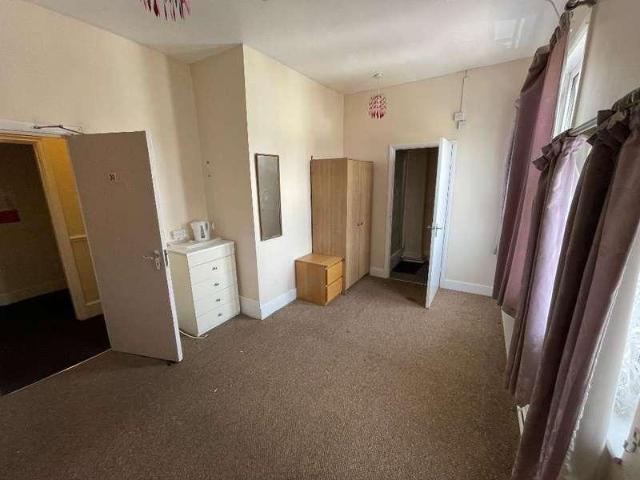 House for sale in Alton Barnes, Essex