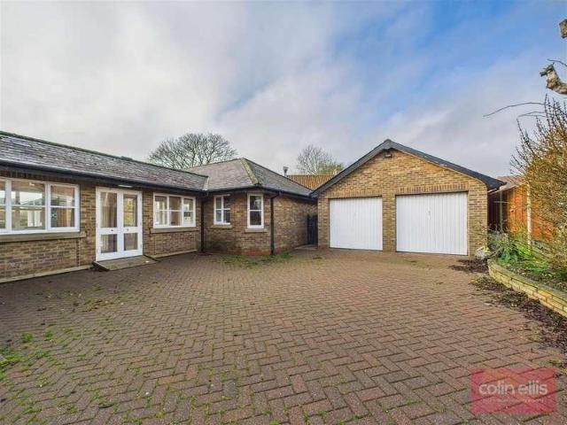 Property for sale in Bempton