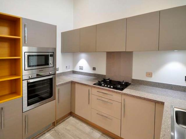 Apartment for rent in Tranmere Park, West Yorkshire