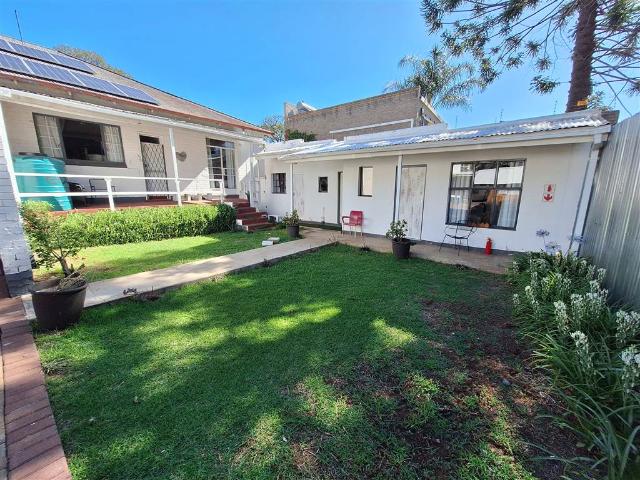 House for sale in Johannesburg, North & Sandton