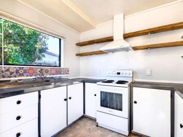 House for sale in Beachlands