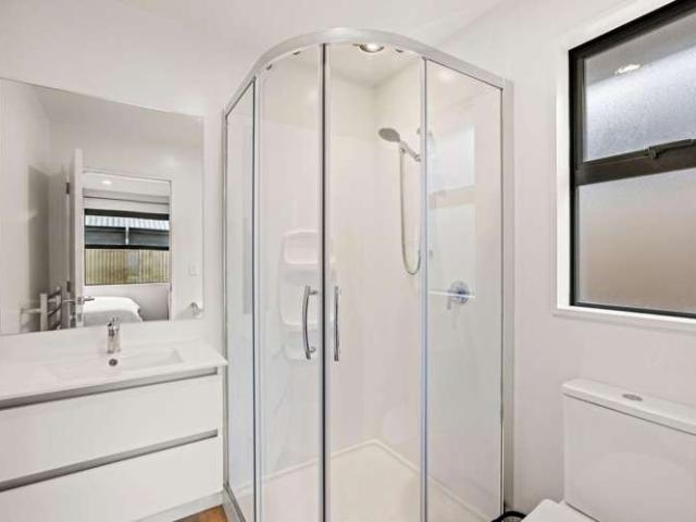 House for sale in Chaslands, Canterbury