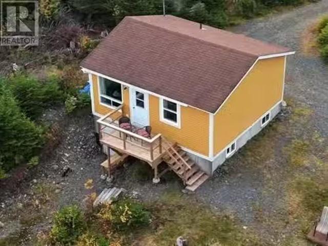 House for sale in Salmonier, Newfoundland And Labrador