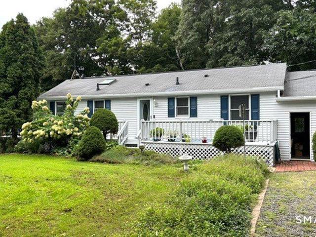 House for sale in Clinton, Connecticut