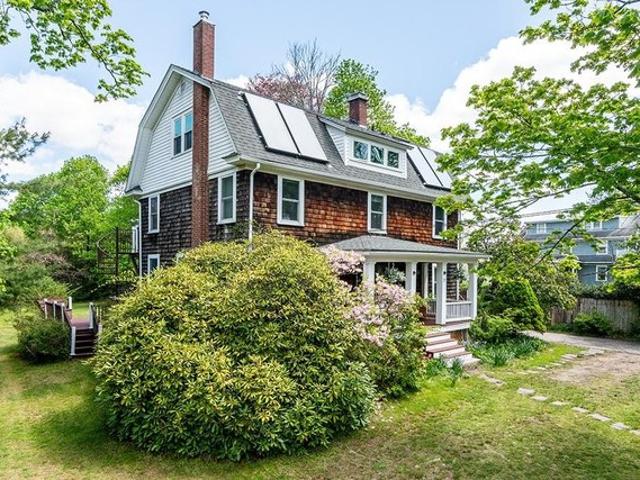 House for sale in Kingston, Rhode Island