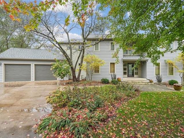 House for sale in Iowa City, Johnson County