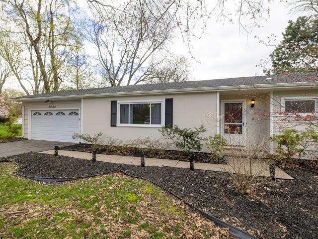 House for sale in Pittsford, New York