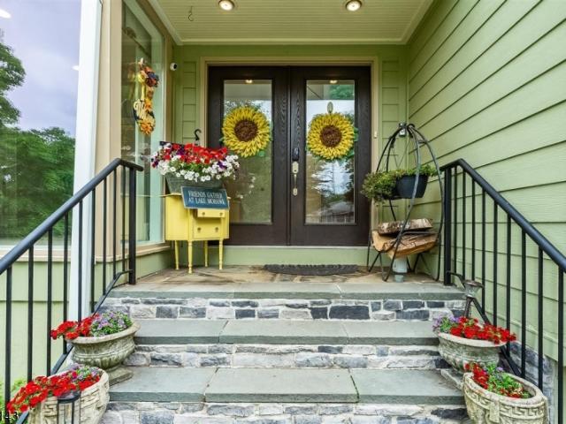 House for sale in Sparta, New Jersey