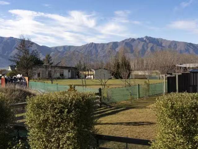 House for sale in Otakou