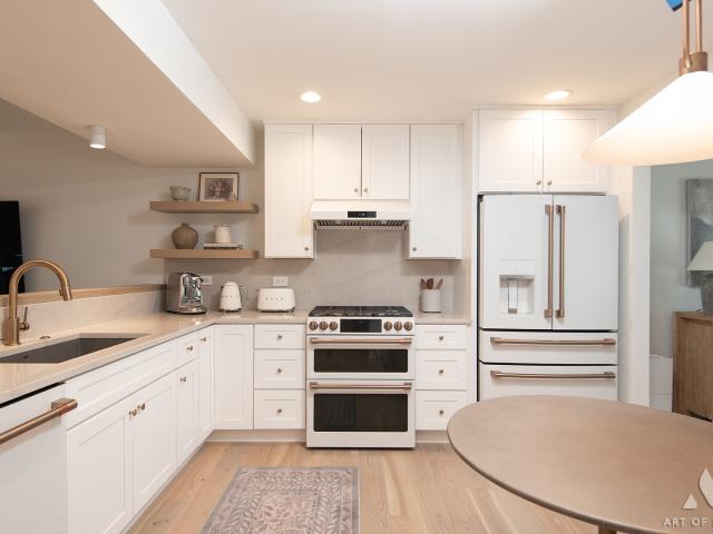 Townhouse for sale in Willow Springs, Illinois