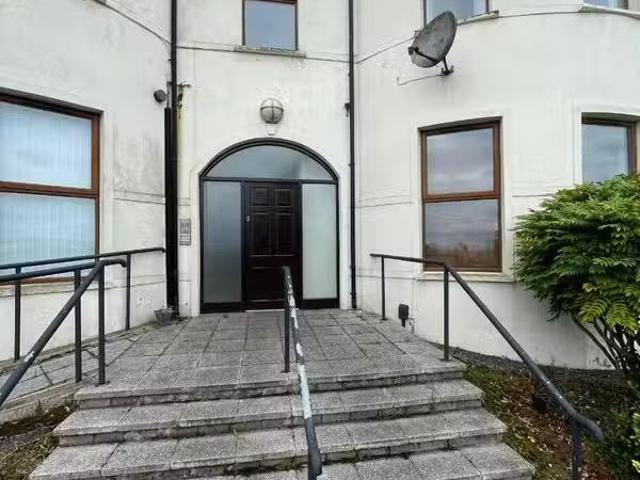 Apartment to rent in Gorteeny, Connacht