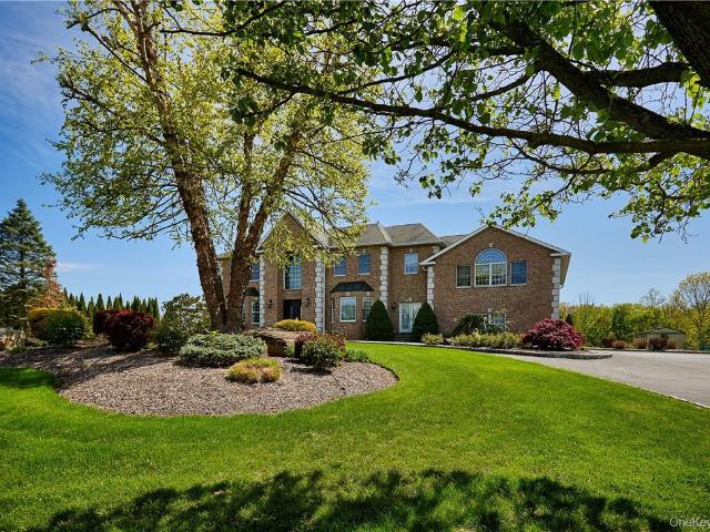 House for sale in Southfields, New York