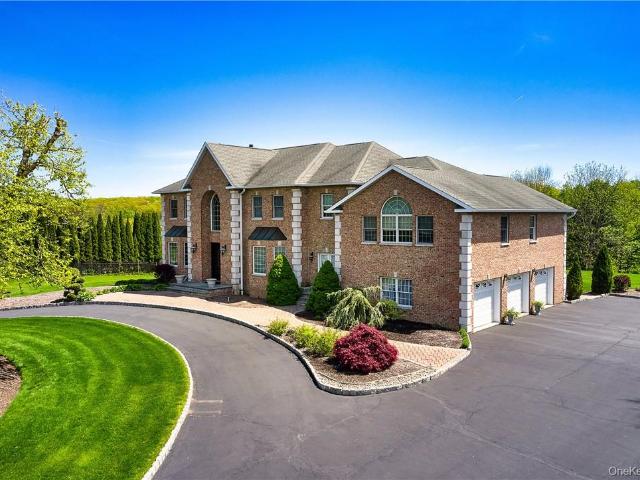 House for sale in Southfields, New York