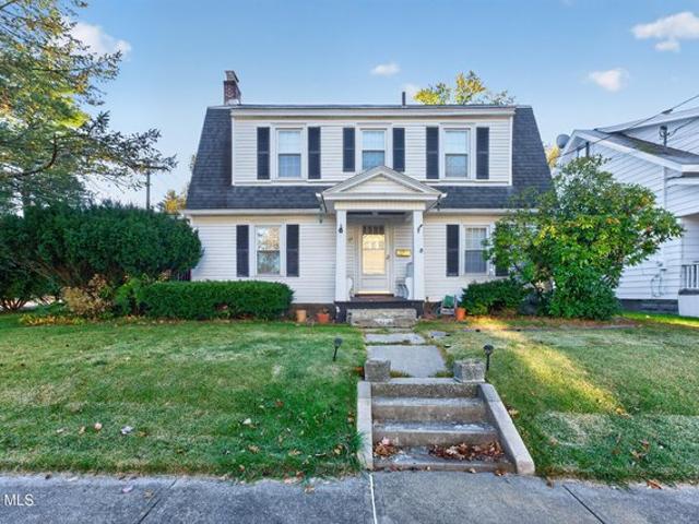 House for sale in Old Niskayuna, Town of Niskayuna