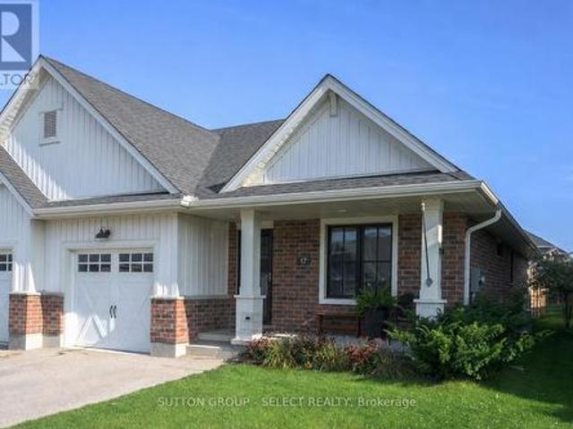 House for sale in St. Thomas, Southwestern Ontario