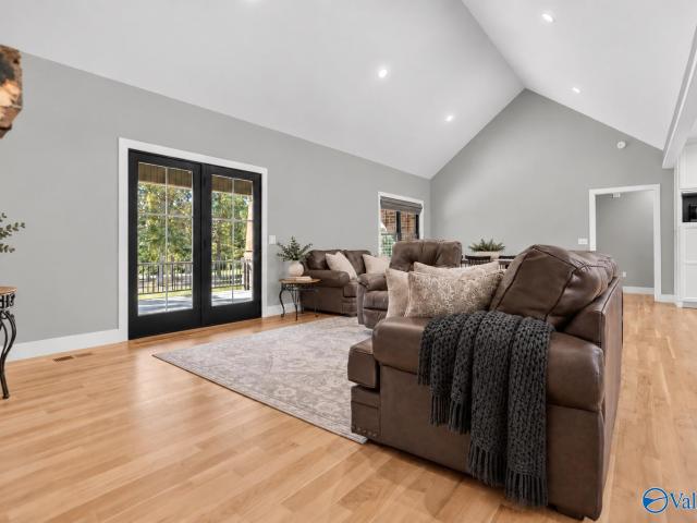 House for sale in Crossville, DeKalb County