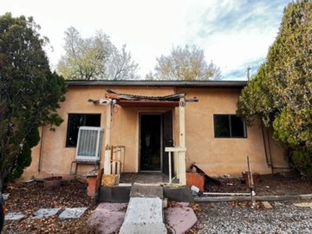 House for sale in Alcalde, New Mexico