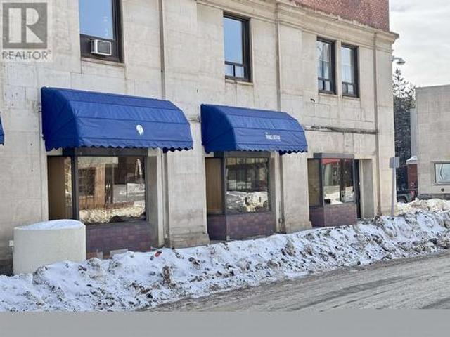 Commercial for rent in Thunder Bay, Ontario