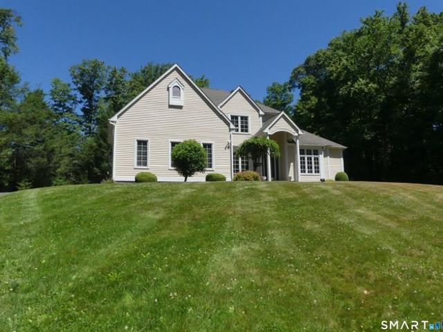 House for sale in Newtown, Connecticut