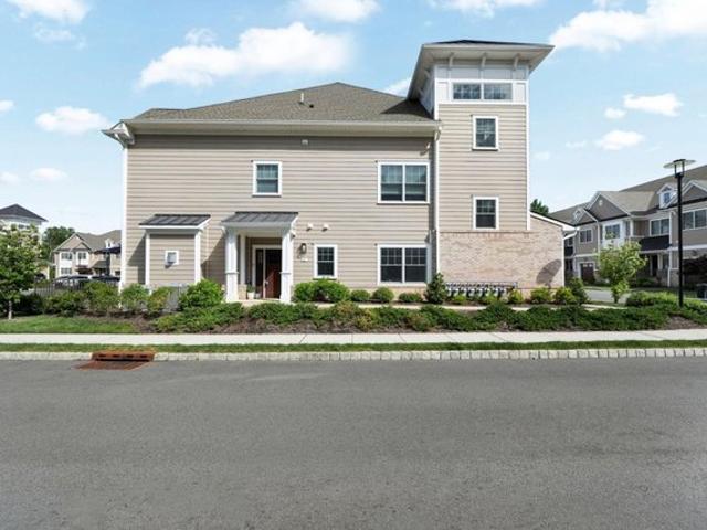 Townhouse for sale in Florham Park, New Jersey