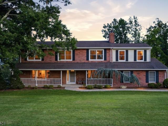 House for sale in Delaware, New Jersey