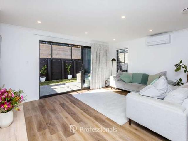 Townhouse for sale in Pauatahanui, Wellington