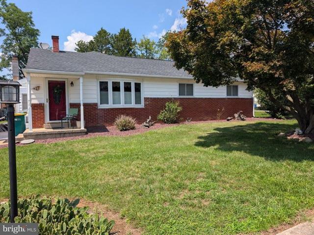 House for sale in Cumberland, Pennsylvania