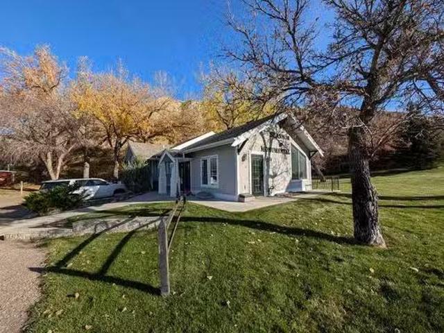 House for rent in Medicine Hat, Alberta