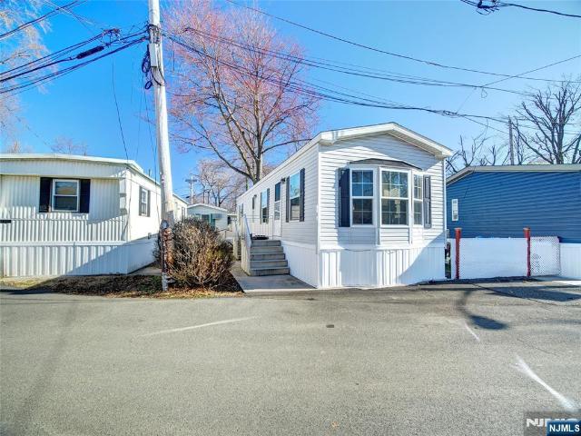 Property for sale in Moonachie, New Jersey