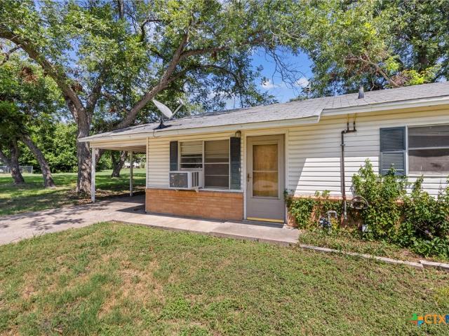 House for sale in Troy, Texas