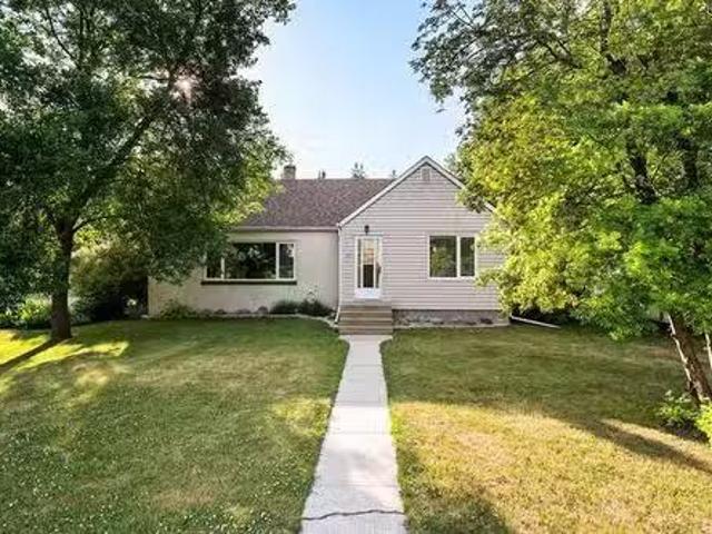 House for sale in Selkirk, Manitoba