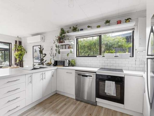House for sale in Mahurangi