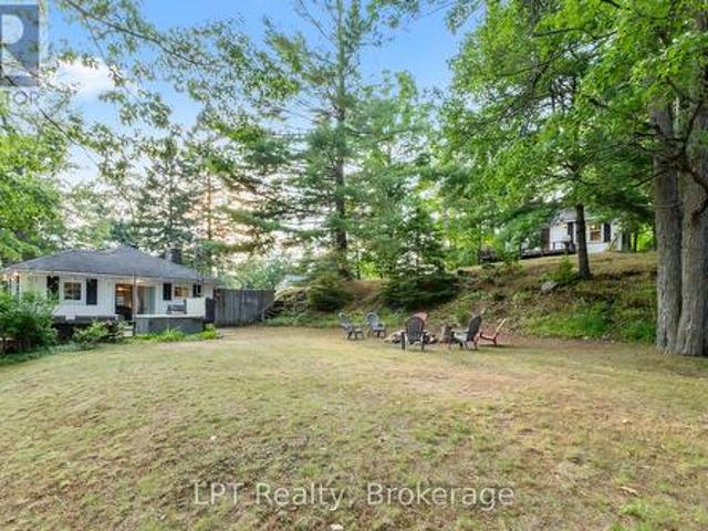 House for sale in Methuen, Ontario