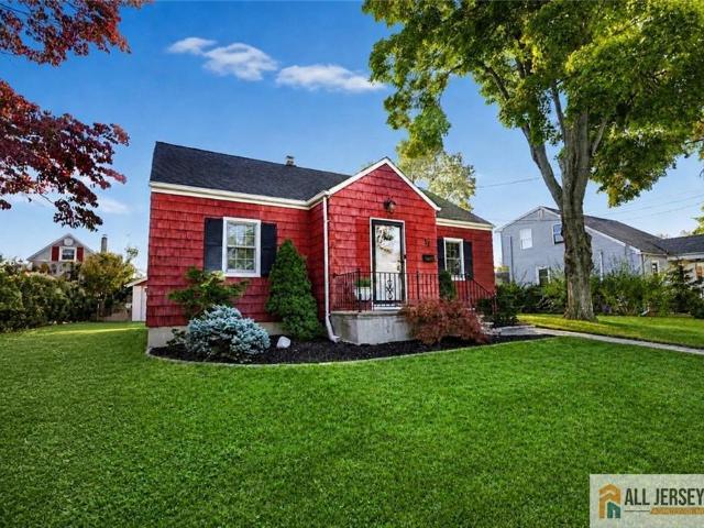 House for sale in Middlesex, Middlesex County