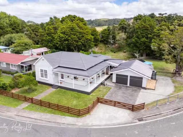 House for sale in Paparoa, Northland