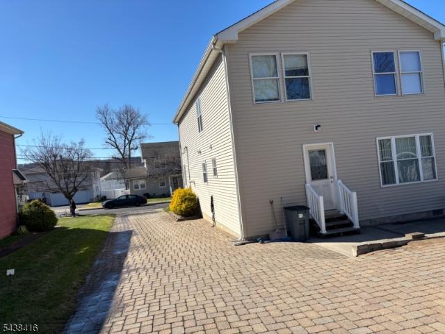 House for sale in Cedar Grove, New Jersey