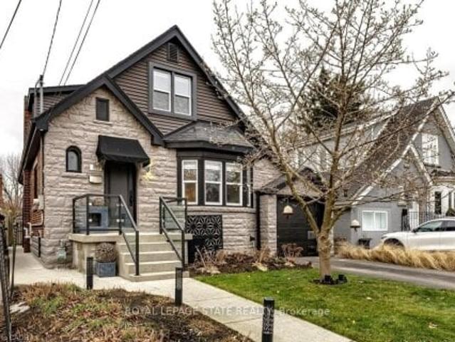 House for sale in Ancaster, Ontario
