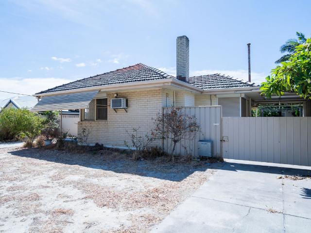 House for rent in Cloverdale, Western Australia