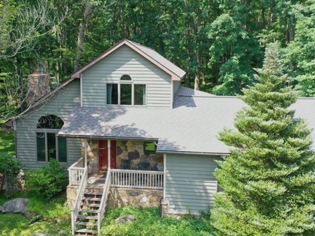House for sale in Terra Alta, West Virginia