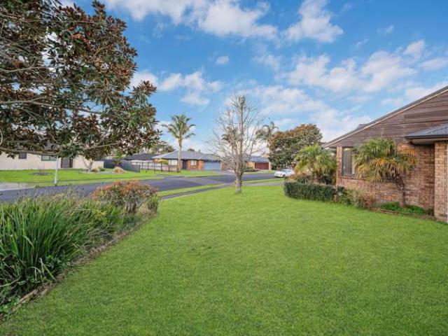 House for sale in Awhitu, Oroua County