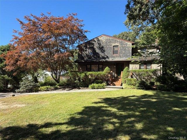 House for sale in Ridge, Town of Brookhaven