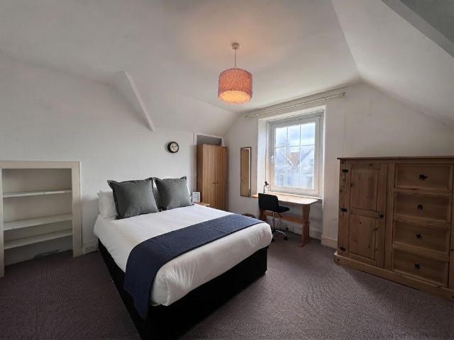 Apartment for rent in Greenbank, Mount Wise